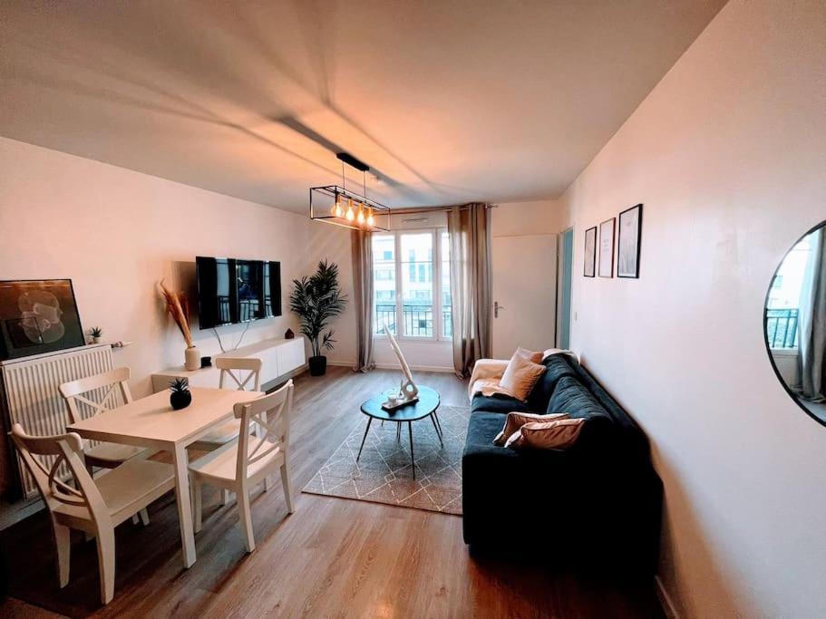 Apartment Lotus: Disney-adjacent Retreat With Free Parking And Wi-fi