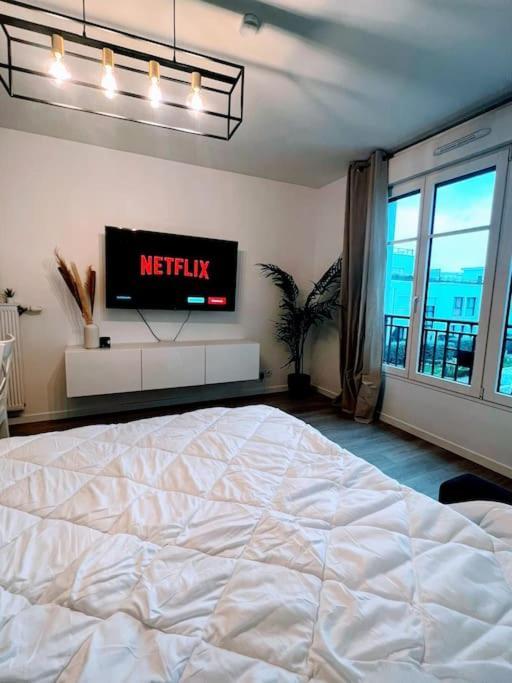 Lotus: Disney-adjacent Retreat With Free Parking And Wi-fi Apartment Chessy (Seine-et-Marne)
